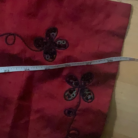 “SILKLAND WOMAN” SILKY RED FLORAL BEADED LONG BLOUSE. - Picture 12 of 12